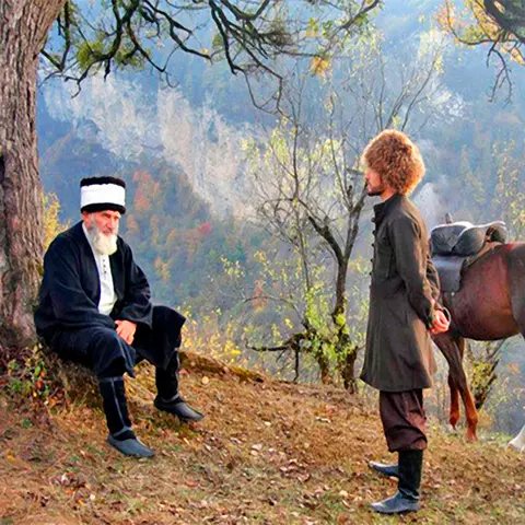 Этноним нахче – народ, 7 век.Нах – народ, это слово в форме нахчий сделалось этническим названием чеченцев.